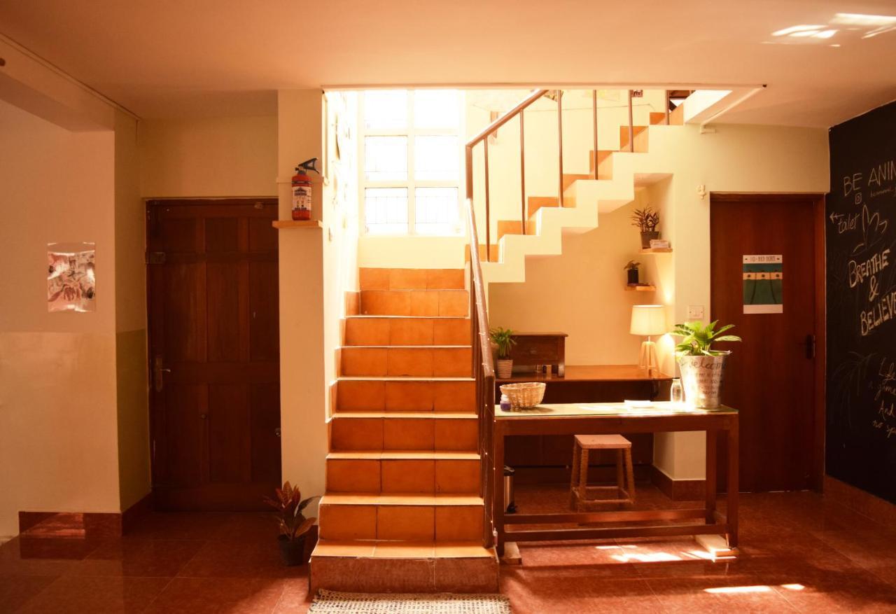BE ANIMAL Hostel Bangalore Buitenkant foto